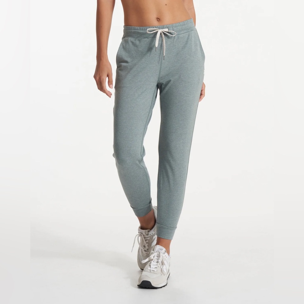 Vuori Women's Performance Jogger Vintage Pistachio Heather Size Small